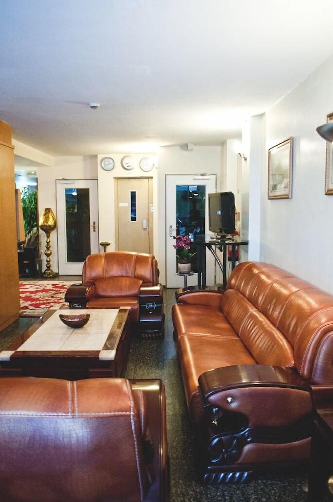 Rugs Hotel Duesseldorf Eksteriør billede