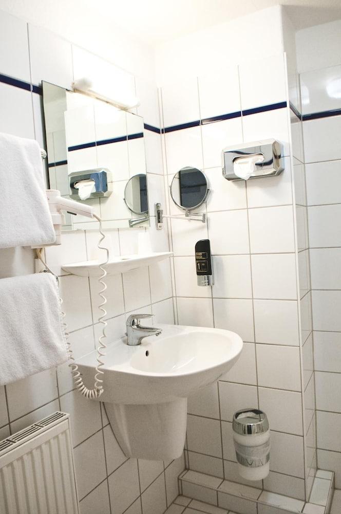 Rugs Hotel Duesseldorf Eksteriør billede