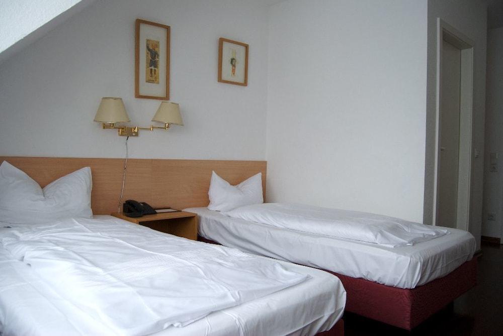 Rugs Hotel Duesseldorf Eksteriør billede