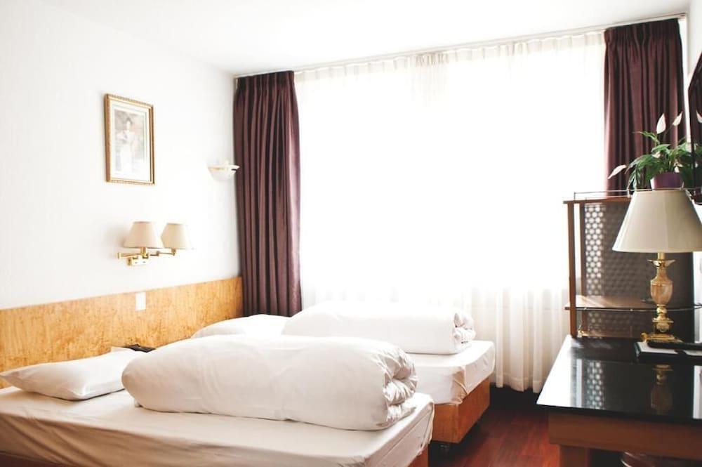 Rugs Hotel Duesseldorf Eksteriør billede