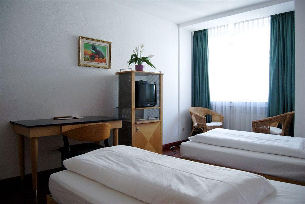 Rugs Hotel Duesseldorf Eksteriør billede
