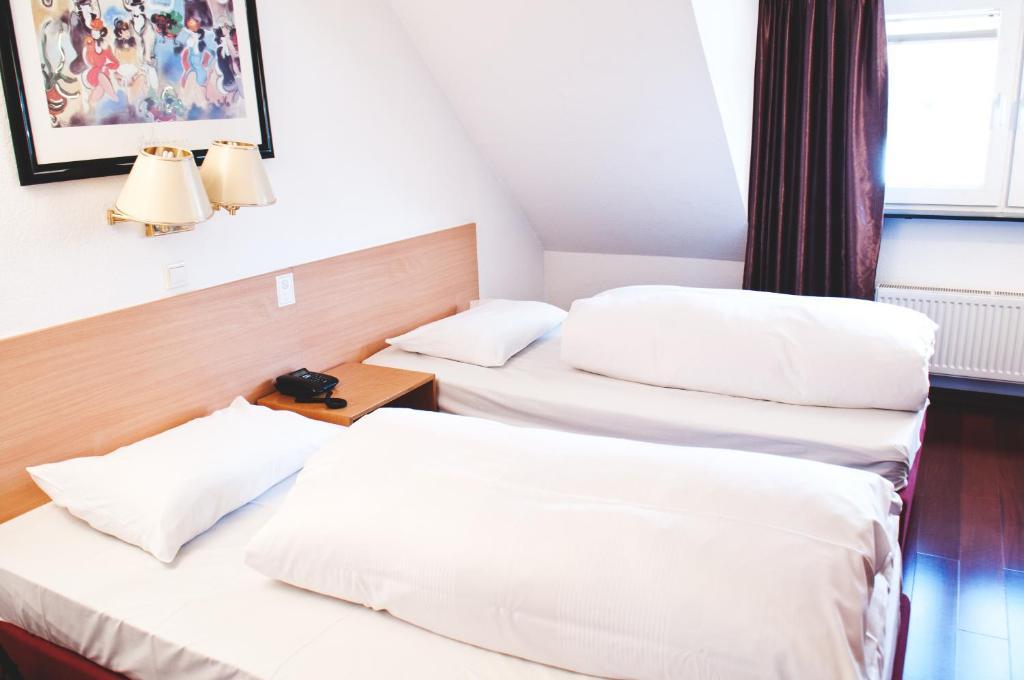 Rugs Hotel Duesseldorf Værelse billede