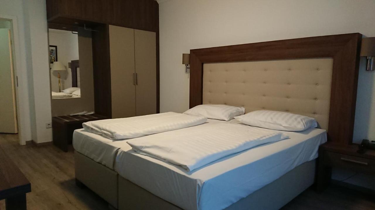 Rugs Hotel Duesseldorf Eksteriør billede